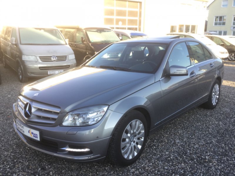 Mercedes-Benz C 300 1.Hand GR-NAVI MEMORY SITZE SHZ EGSD XENON