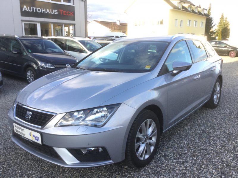 Seat Leon ST Style 29 TKM NAVI SHZ PDC Motor Mit Zahnriemen