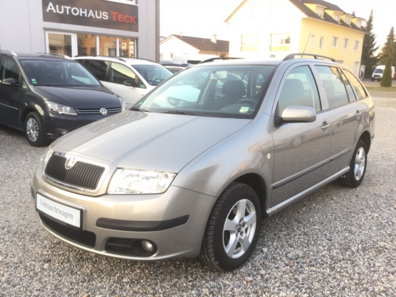 Skoda Fabia Combi Ambiente 1.Hand 106 TKM KLIMAANLAGE 8xBereift