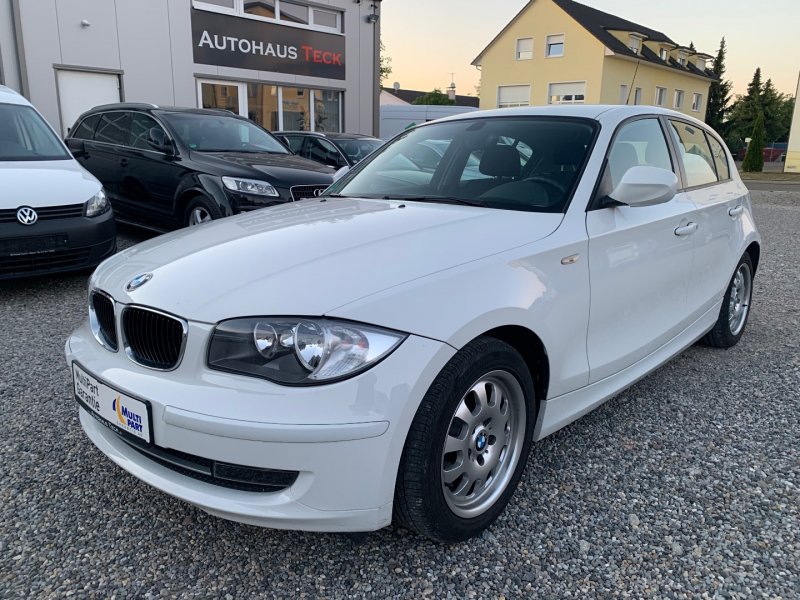 BMW 116i Edition Lifestyle 1.HAND 80 TKM NEU TÜV PDC NEU BREMSEN Vo& Hi