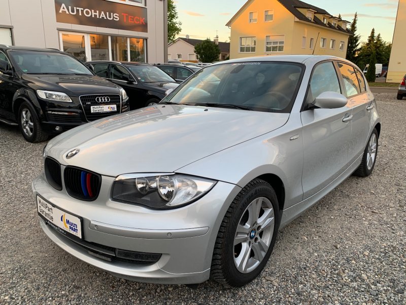 BMW 120i KLIMAAUTOMATIK PDC STANDHEIZUNG TEMPOMAT AHK