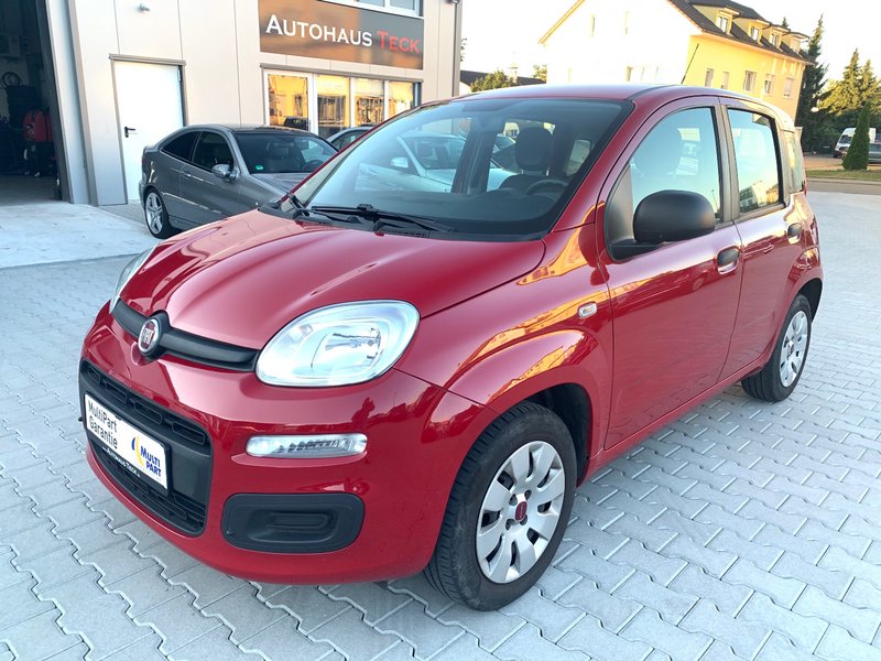 Fiat Panda Pop EURO 6 54 TKM KLIMA EFH 4/5TÜRE 8xBEREIFT
