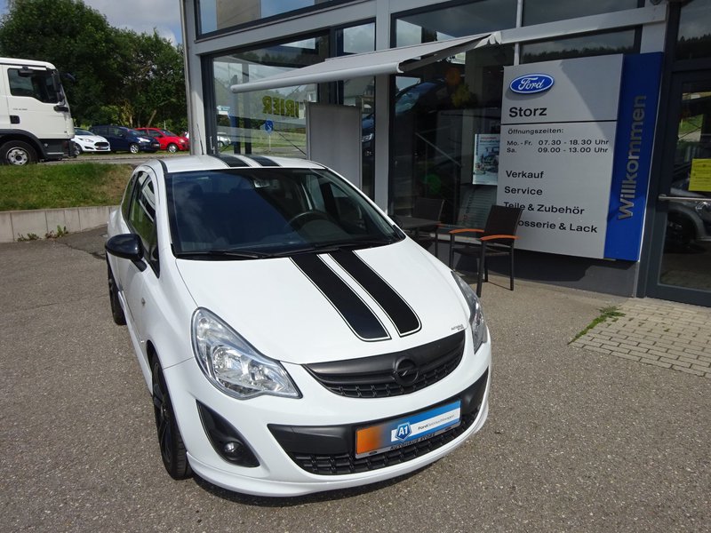 Opel Corsa D Color Stripes gebraucht kaufen in St. Georgen Preis 8490 eur -  Int.Nr.: ST 12 MO VERKAUFT