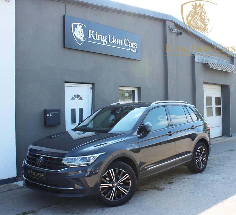Volkswagen Tiguan 2.0 TDI LIFE STANDHEIZUNG+IQ+PANORAMA+AHK