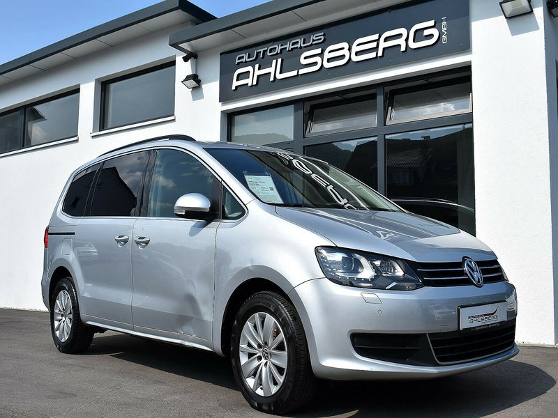 Volkswagen Sharan Comfortline BMT  /Navi/Xenon/AHK/7-Sitzer