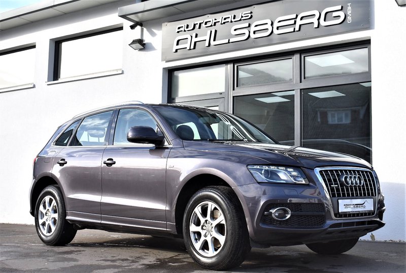 Audi Q5 2.0 TDI S-Line quattro Bi-Xenon/AHK/Klima/SHZ/PDC