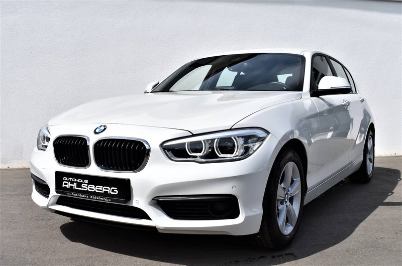 BMW 118i Aut. Advantage /NAVI/LEDER/LED/KEYLESS/SHZ/PDC