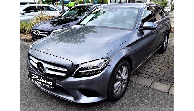 Mercedes-Benz C 220 d T Avantgarde 9-G Tronic /NAVI/LED/AHK/KAMERA/TOTWINKEL/SPURHALTE