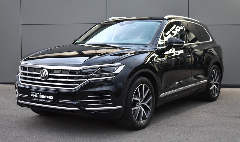 Volkswagen Touareg ATMOSPHERE 4M ACC/DIGI.C/STH/PANO/DYNAUDIO/AHK