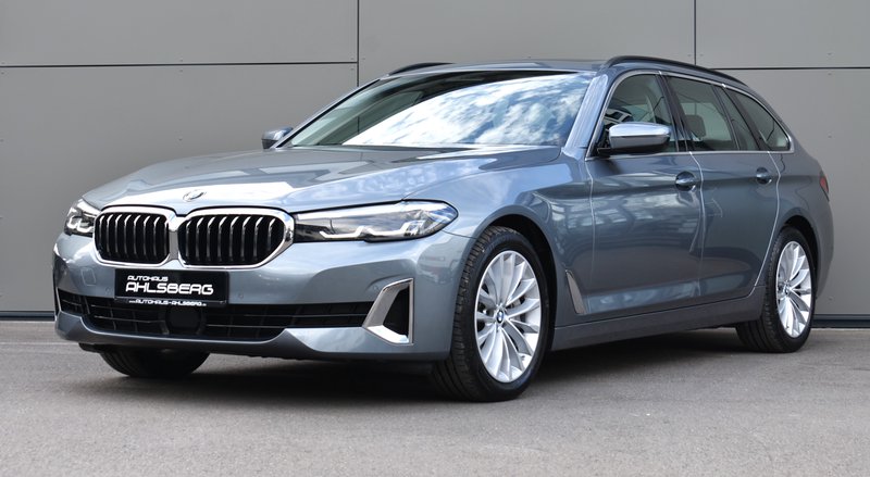 BMW 530d XD/Luxury Line/ LIVE/LED/ACC/AHK/RFK/STHZ./PANO/HIFI