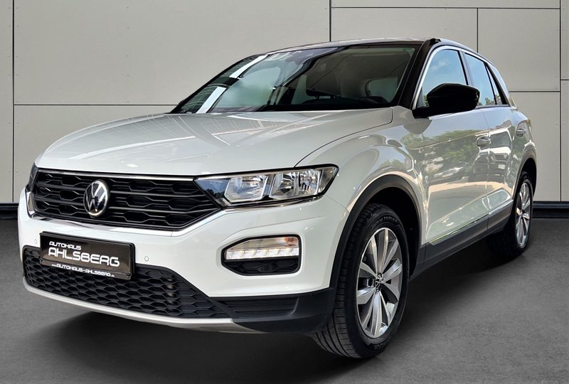 Volkswagen T-Roc Style ACC/PDC/AHK/R.KAMERA/1.HAND