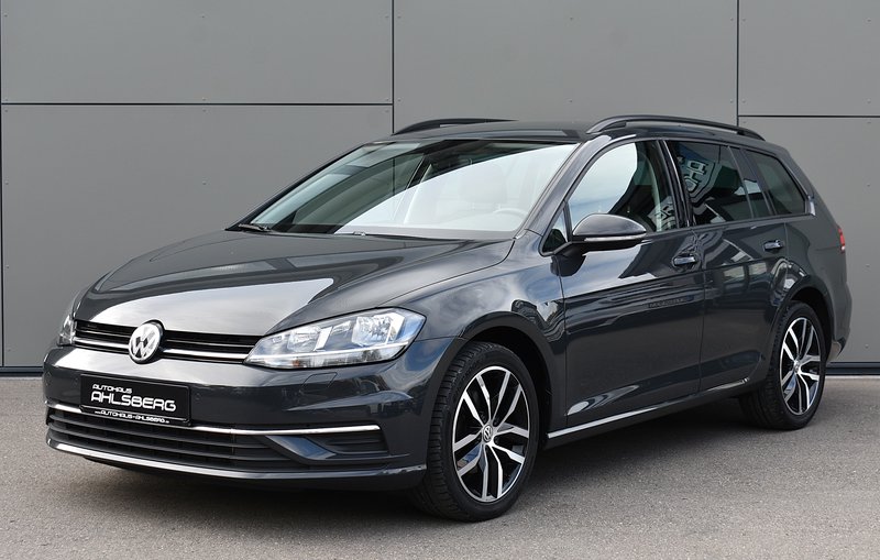 Volkswagen Golf VII Variant 2.0TDI ACC/MASSA./PDC/NAVI/SHZ