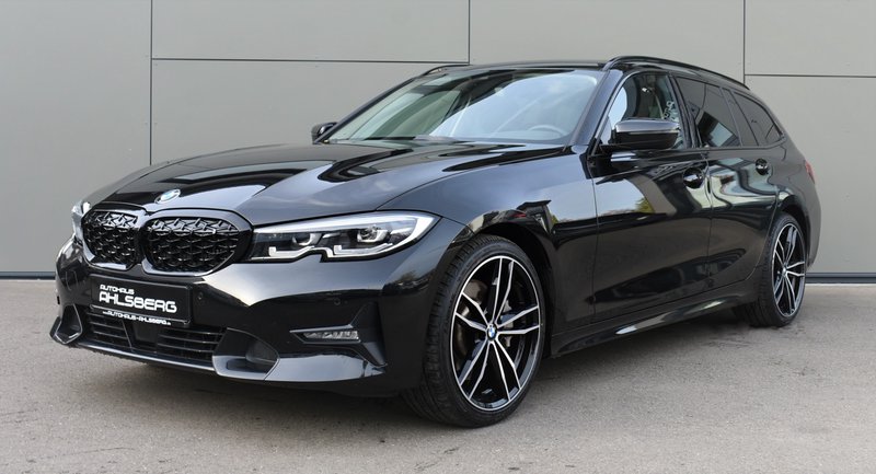 BMW 330 i xDrive Sport LIVE/AHK/DAB/PANO/LEDER
