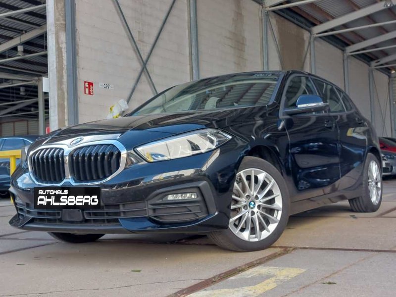 BMW 118 i STEPTRONIC LIVE/ACC/KAMERA/DAB/LED/SPUR/NAVI