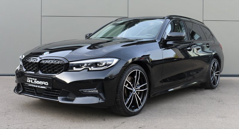 BMW 330 i Sport Line Shadow LIVE/LED/ACC/PANORAMA
