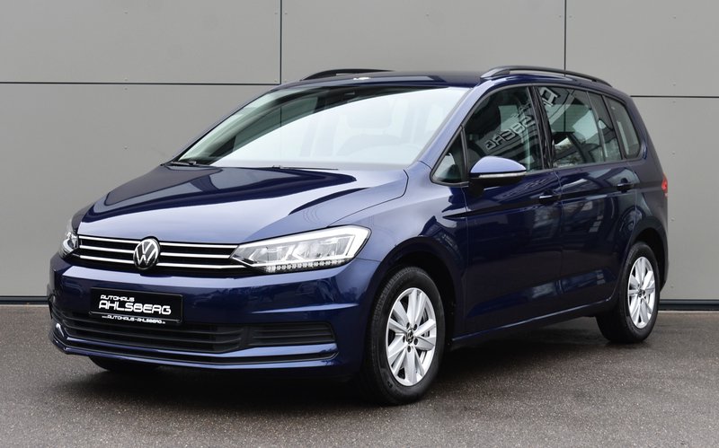 Volkswagen TOURAN COMFORT/ DIG.C/IQ-LIGHT/STAND/7SITZ/ACC/AHK