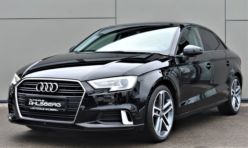 Audi A3 35 TFSI ACT Sport Line Navi/Xenon/PDC/18"