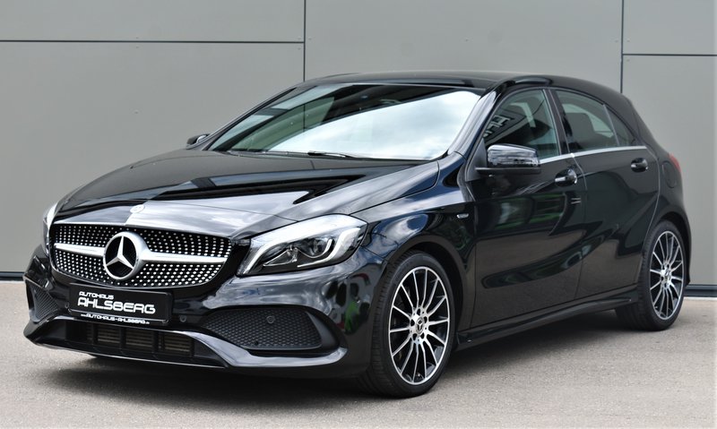 Mercedes-Benz A 250 AMG DCT/ PANORAMA/LEDER/NAVI/LED