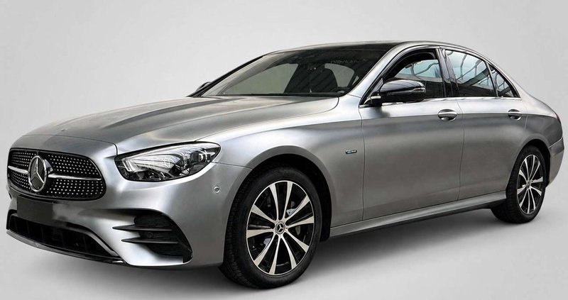 Mercedes-Benz E 300 E e 9G-TRONIC AMG Line Hybrid 320PS