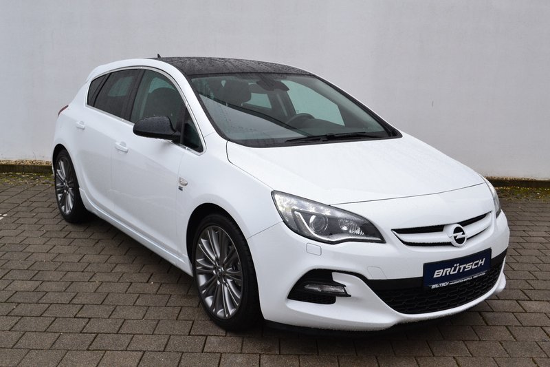 Opel Astra J 5türig Astra 1.4 Turbo Style OPC-LINE / XENON / NAVI gebraucht  kaufen in Tuttlingen Preis 14980 eur - Int.Nr.: 5772 VERKAUFT