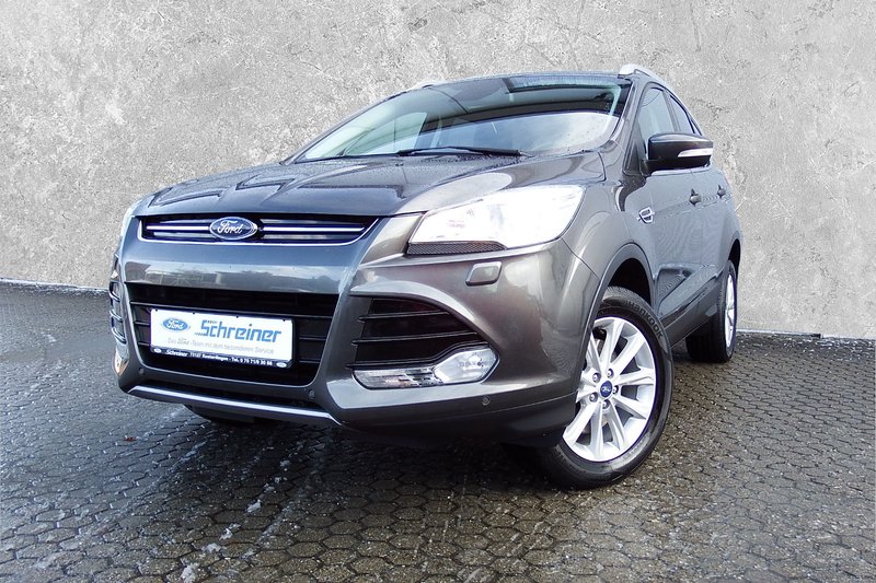 Ford Kuga Titanium 4x4 mit Automatik