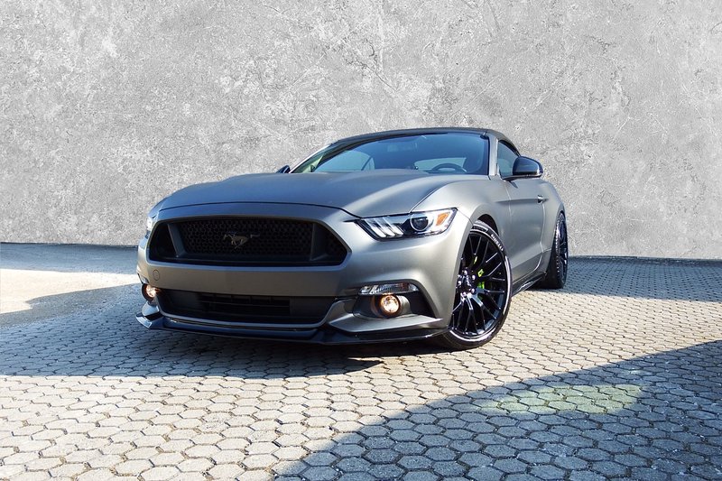 Ford Mustang GT Convertible 5.0 mit Klappen-AGA