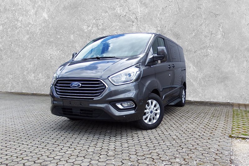 Ford Tourneo Custom 320 L1 Titanium mit Navi | ACC