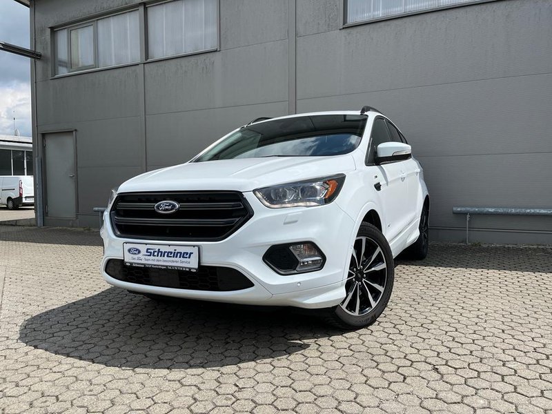 Ford Kuga ST-Line mit AHK | Autom. | Pano