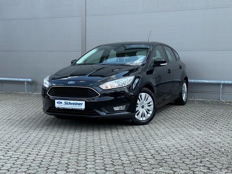 Ford Focus Business mit Navi | PDC