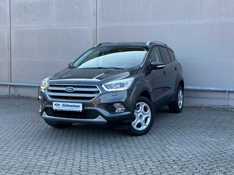 Ford Kuga mit Navi / Sitzheizung / Park-Assistent