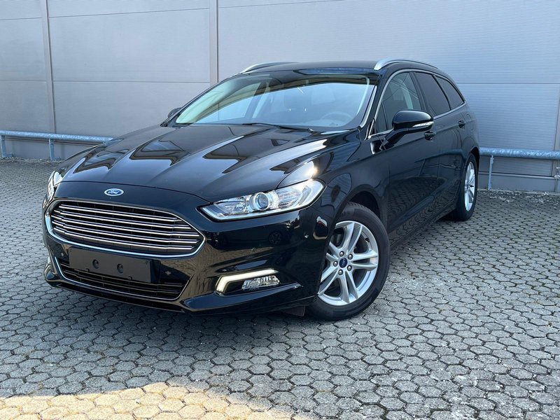 Ford Mondeo Turnier Titanium mit Navi / DAB / TWA