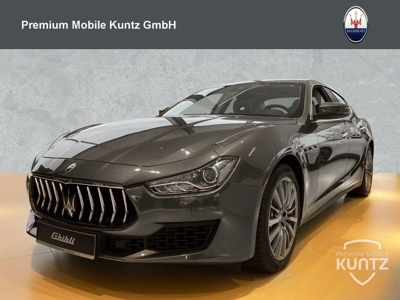 Maserati Ghibli 3.0 V6 350HP Automatik RWD