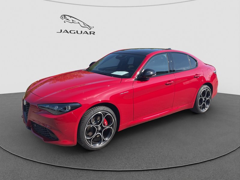 Alfa Romeo Giulia Veloce MY24 2.0T Q4 Panoramadach