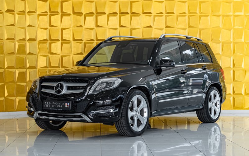 Mercedes-Benz GLK 350 4MATIC ACC KAM PANO
