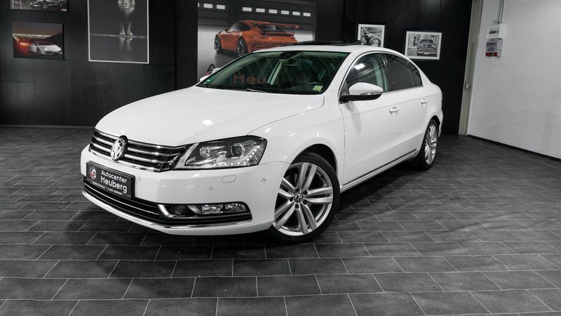 Volkswagen Passat 2.0 TDI HIGHLINE/MASSAGE/100% EXCLUSIV