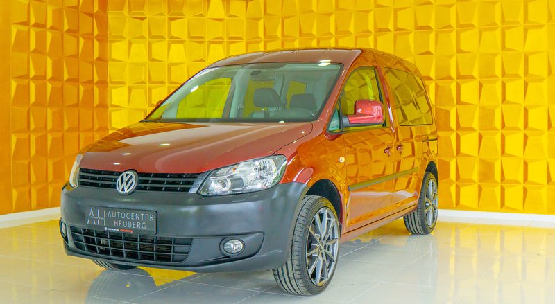 Volkswagen Caddy 1.6 TDI AHK/PDC/NAVI/LEDER/DSG/SHZ/1.Hd