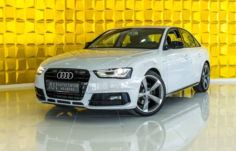 Audi A4 Lim. 2.0 TDI S LINE PLUS/MMI NAVI/19"