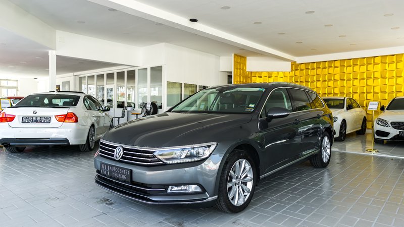 Volkswagen Passat 2.0TDI HIGHLINE/MASSAGE/TÜVNEU/KAMERA/ACC