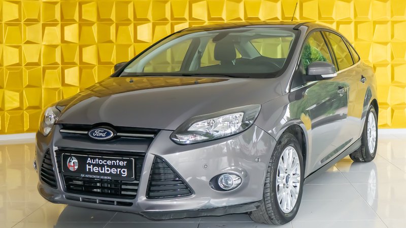 Ford Focus 1.0/TEMPO/PARKHILFE/TÜV NEU/SCHIEBEDACH