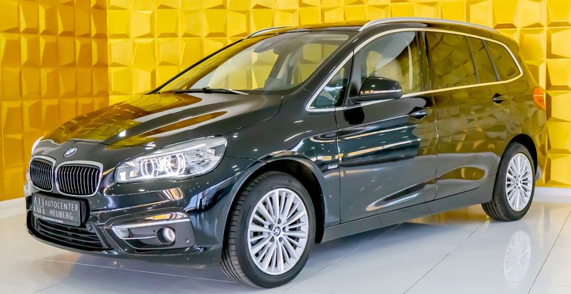 BMW 216 d 100% VOLL/HEADUP/KAMERA/PANO/LEDER/7 SITZE