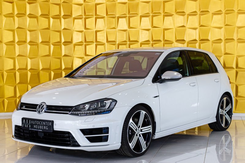Volkswagen Golf R DYNAUDIO ACC KAM. NAVI LEDER SPUR TOT KEYLESS