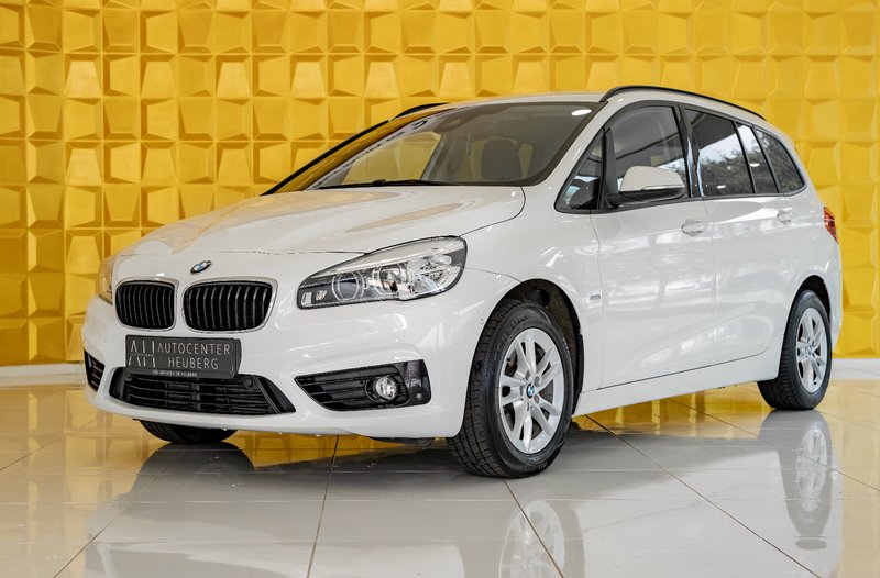 BMW 218 d Sport Line NAVI LED SPUR 7 SITZE