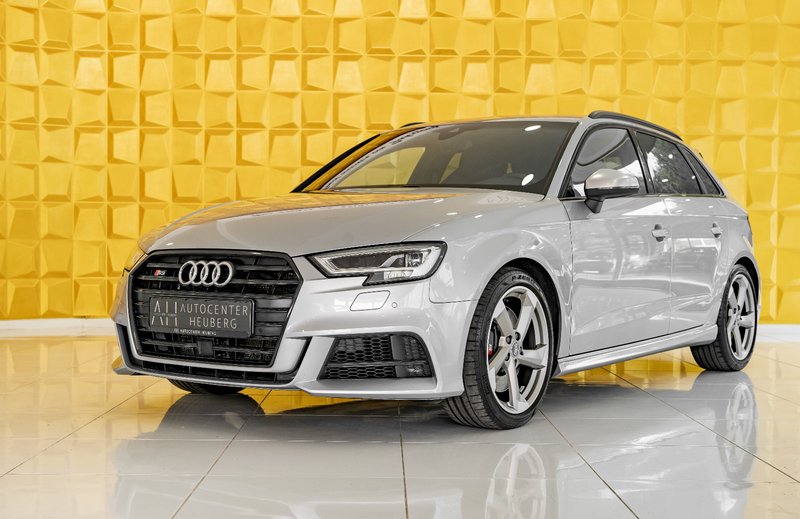 Audi S3 2.0TFSI quattro RS SITZE VIRTUAL B&O ACC