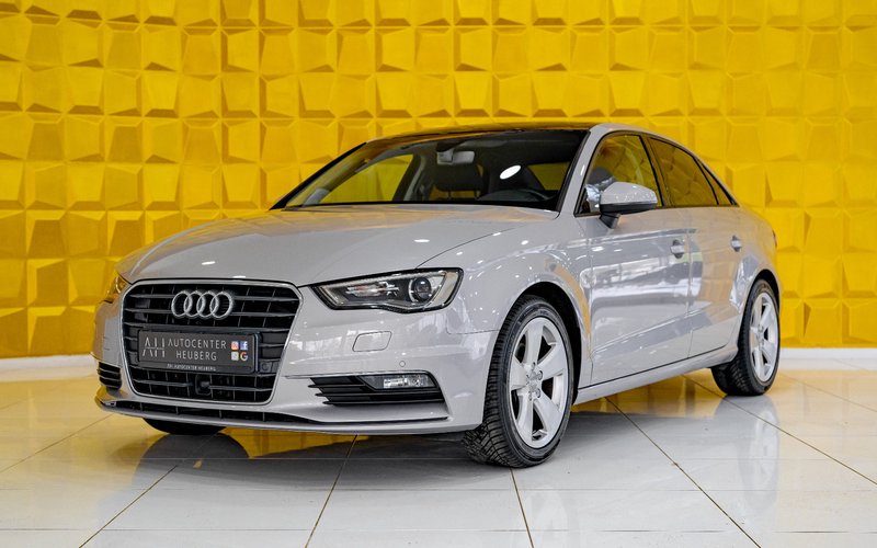 Audi A3 1.4L TFSI Lim. NAVI ACC STANDHEIZUNG SPUR BIXENON