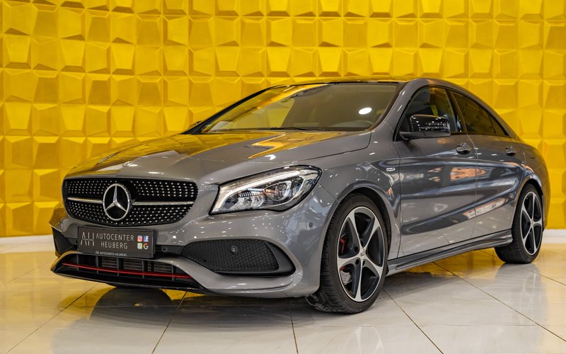 Mercedes-Benz CLA 250 AMG KAM NAVI PANO LED WERKSGARANTIE