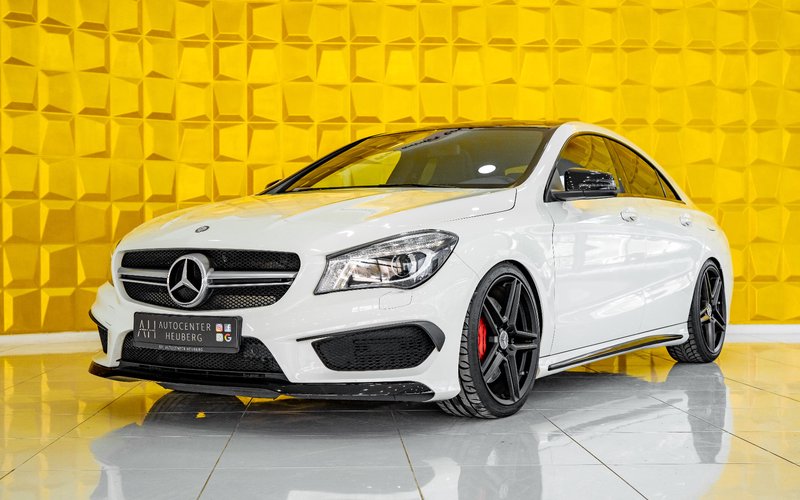 Mercedes-Benz CLA 45 AMG  PERF-SITZE&ABGAS KAM H&K PANO
