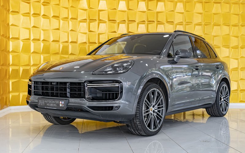 Porsche Cayenne TURBO 22" 360° PANO SPORT-CHRONO 1.HAND!
