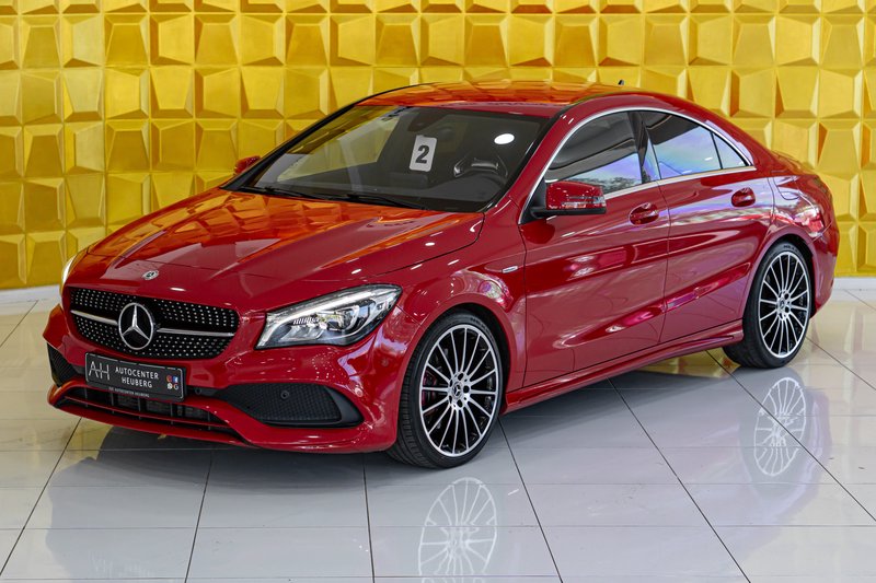 Mercedes-Benz CLA 250 SPORT AMG NIGHT PERFORMANCE SITZE