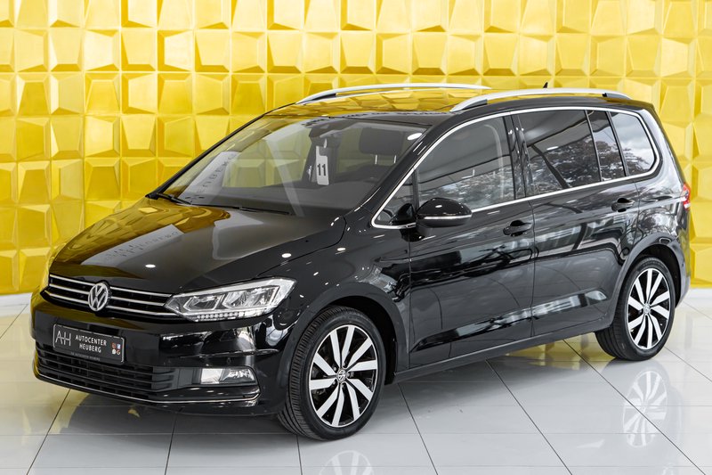 Volkswagen Touran 2.0TDI HIGHLINE 7SITZE PANO KAM