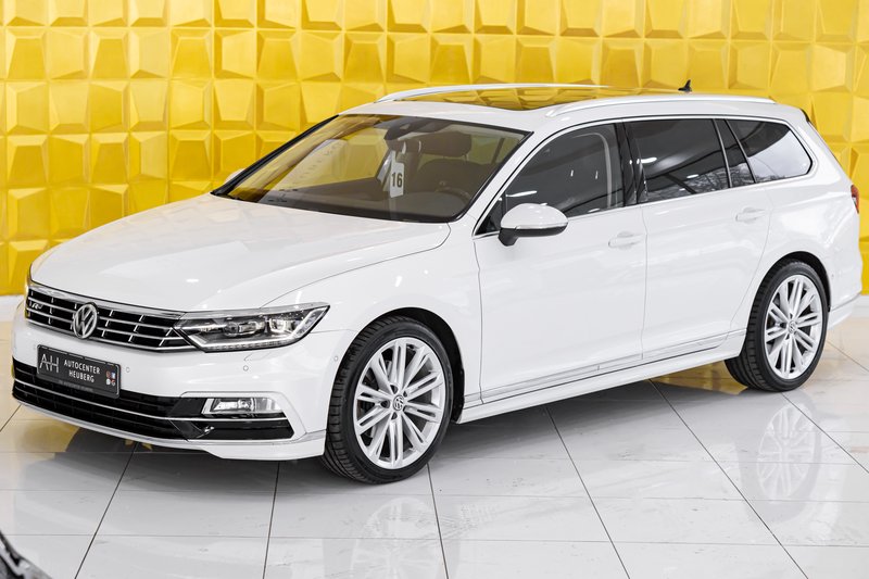 Volkswagen Passat 2.0TDI R LINE HIGHLINE VOLL!